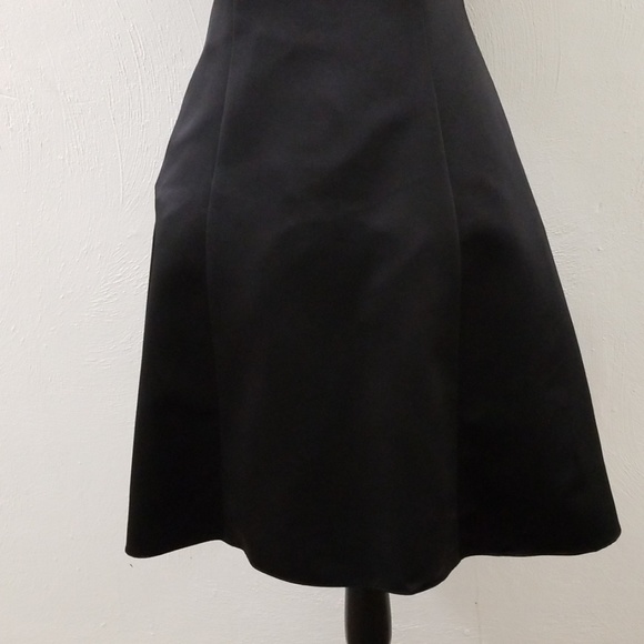 Elegant David's Bridal Dress - Picture 3 of 7